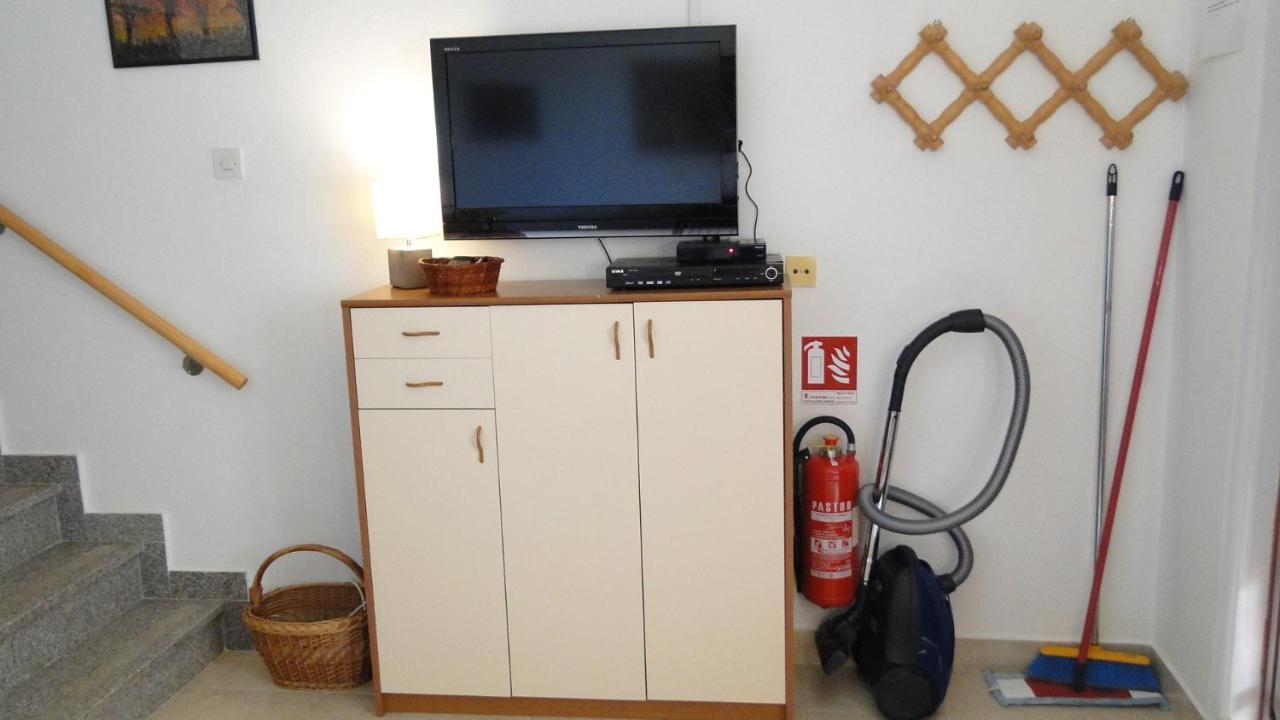 Holiday Home Apartment Tedo Klek Exterior photo