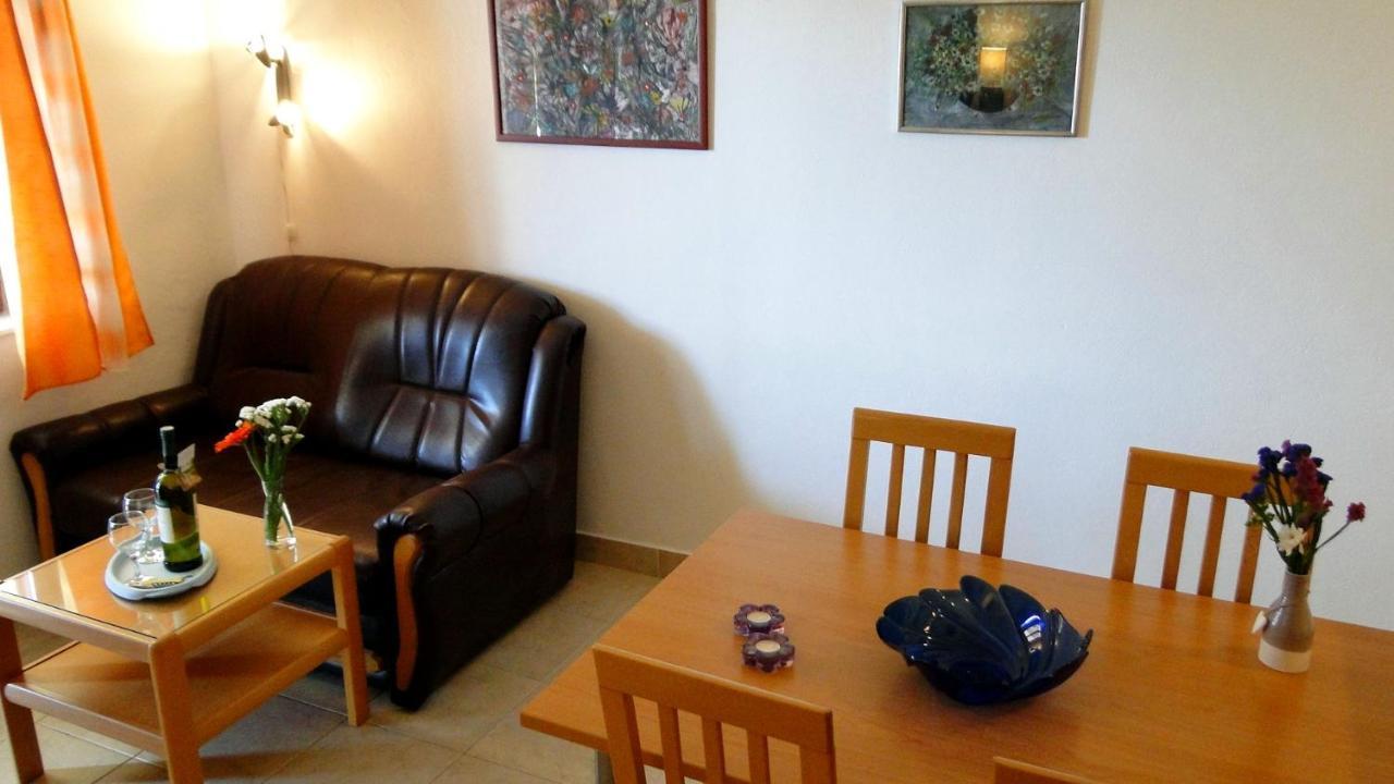 Holiday Home Apartment Tedo Klek Exterior photo