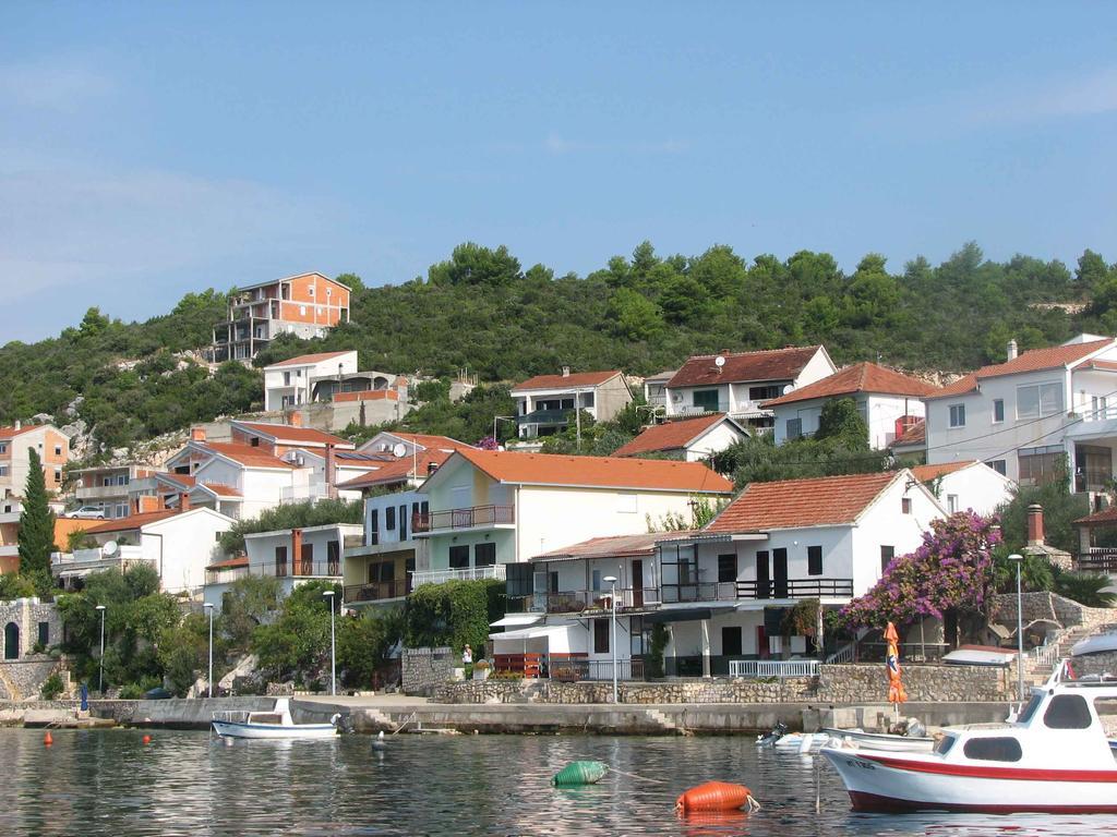 Holiday Home Apartment Tedo Klek Exterior photo