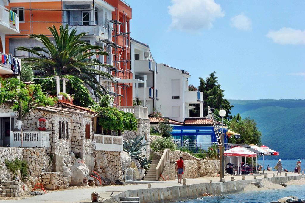 Holiday Home Apartment Tedo Klek Exterior photo