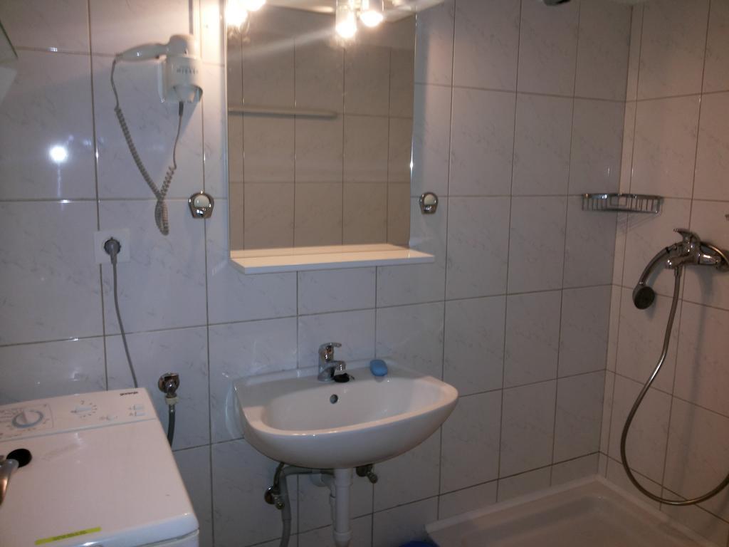 Holiday Home Apartment Tedo Klek Exterior photo