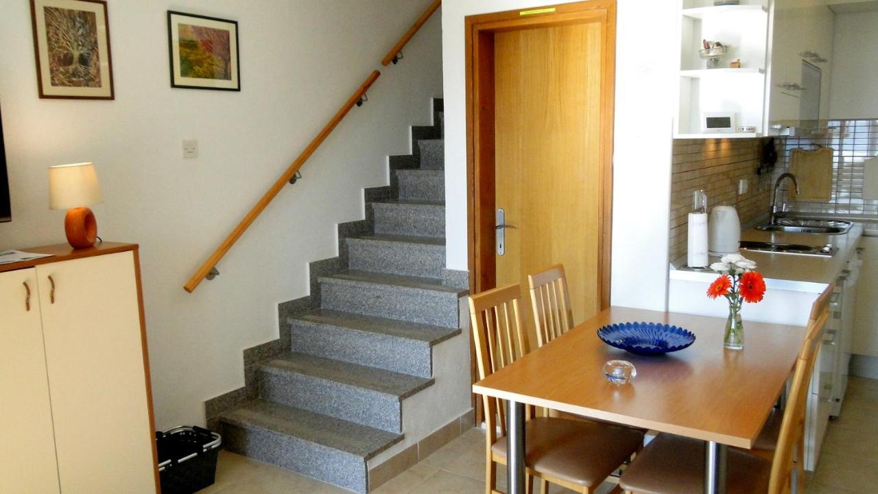 Holiday Home Apartment Tedo Klek Exterior photo